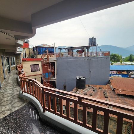 Hotel Kajiinn Pokhara Buitenkant foto