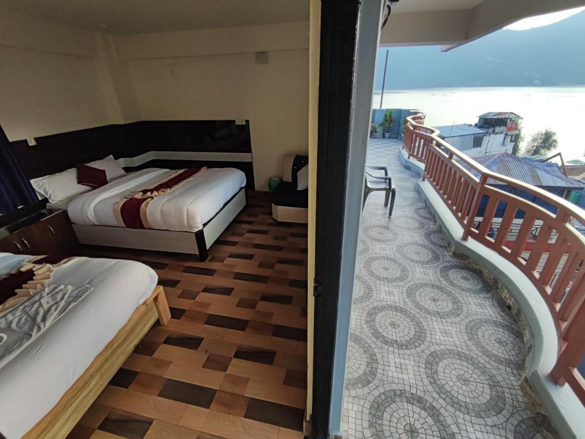 Hotel Kajiinn Pokhara Buitenkant foto