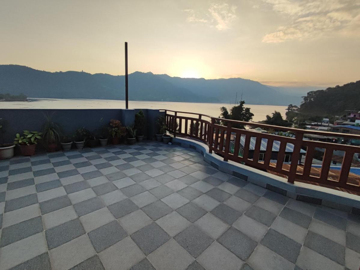 Hotel Kajiinn Pokhara Buitenkant foto