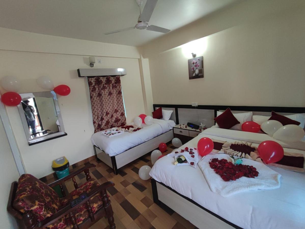 Hotel Kajiinn Pokhara Buitenkant foto
