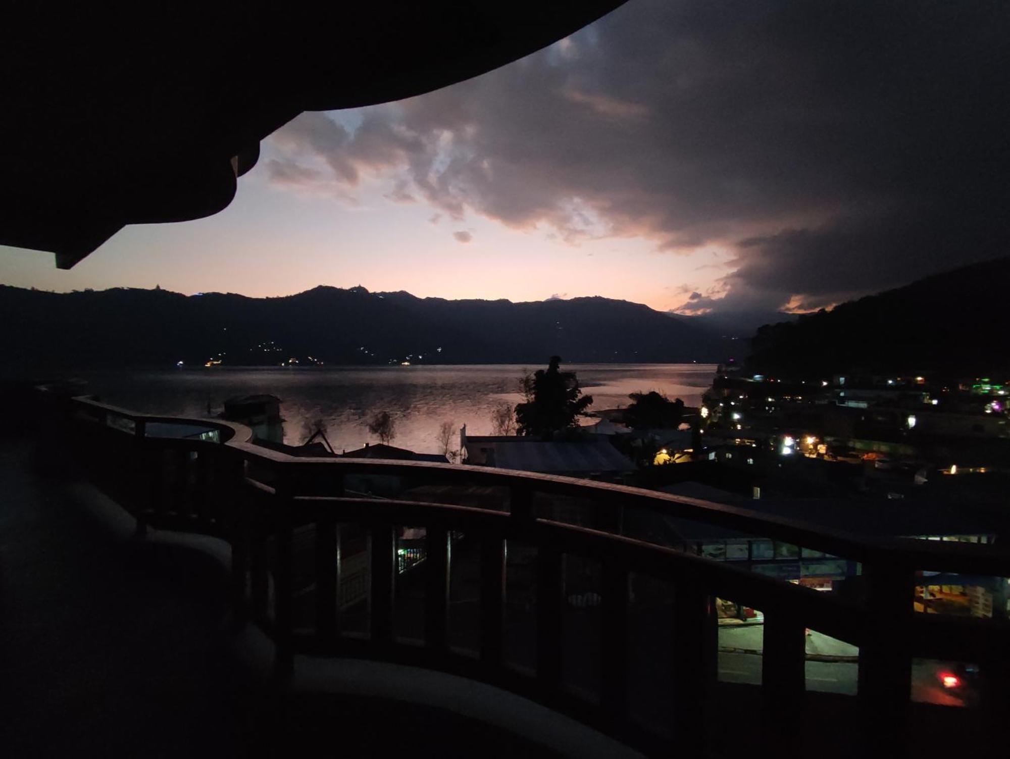 Hotel Kajiinn Pokhara Buitenkant foto